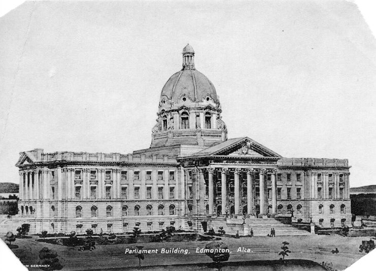 Exterior view of the Alberta Legislature, 1913. Side elevation photograph from the City of Edmonton Archives.