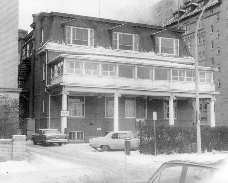 Exterior view of the Edmonton Club in 1967.