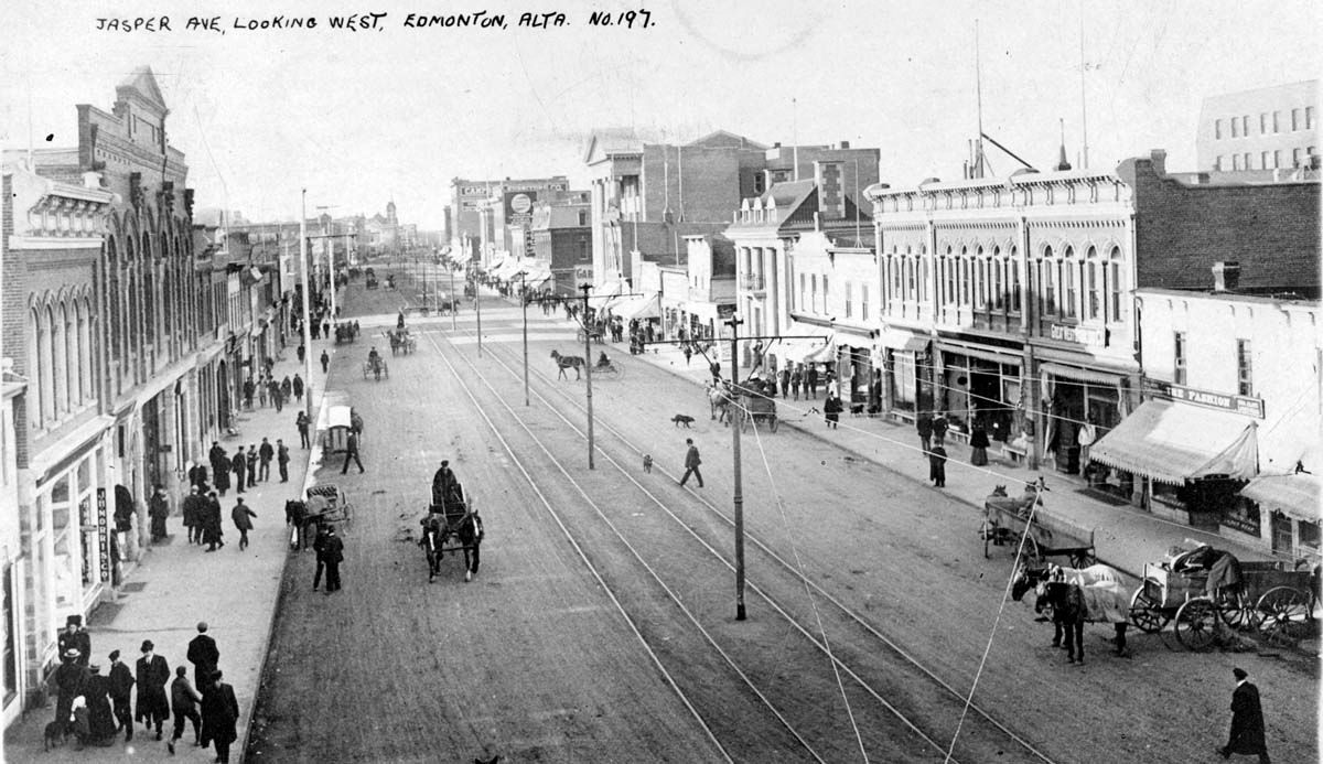 Jasper Avenue looking west, 1910. City of Edmonton Archives EA-10-199