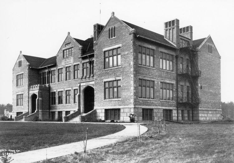 Photograph of the Oliver School, taken in 1910, showing the front view. From the City of Edmonton Archives.