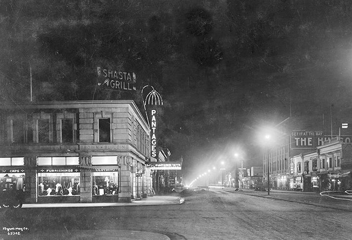 Pantages Theatre at night, circa 1913