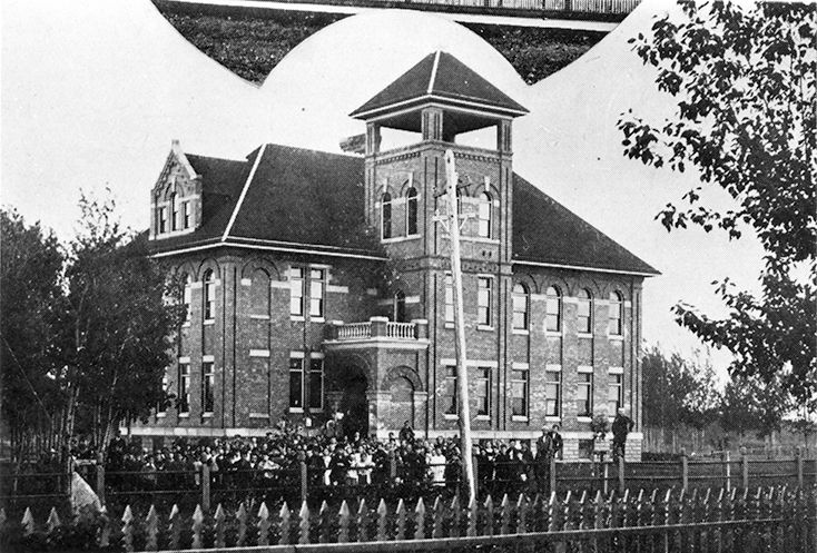 Black and white photograph of Queen Alexandra School, taken in 1910.