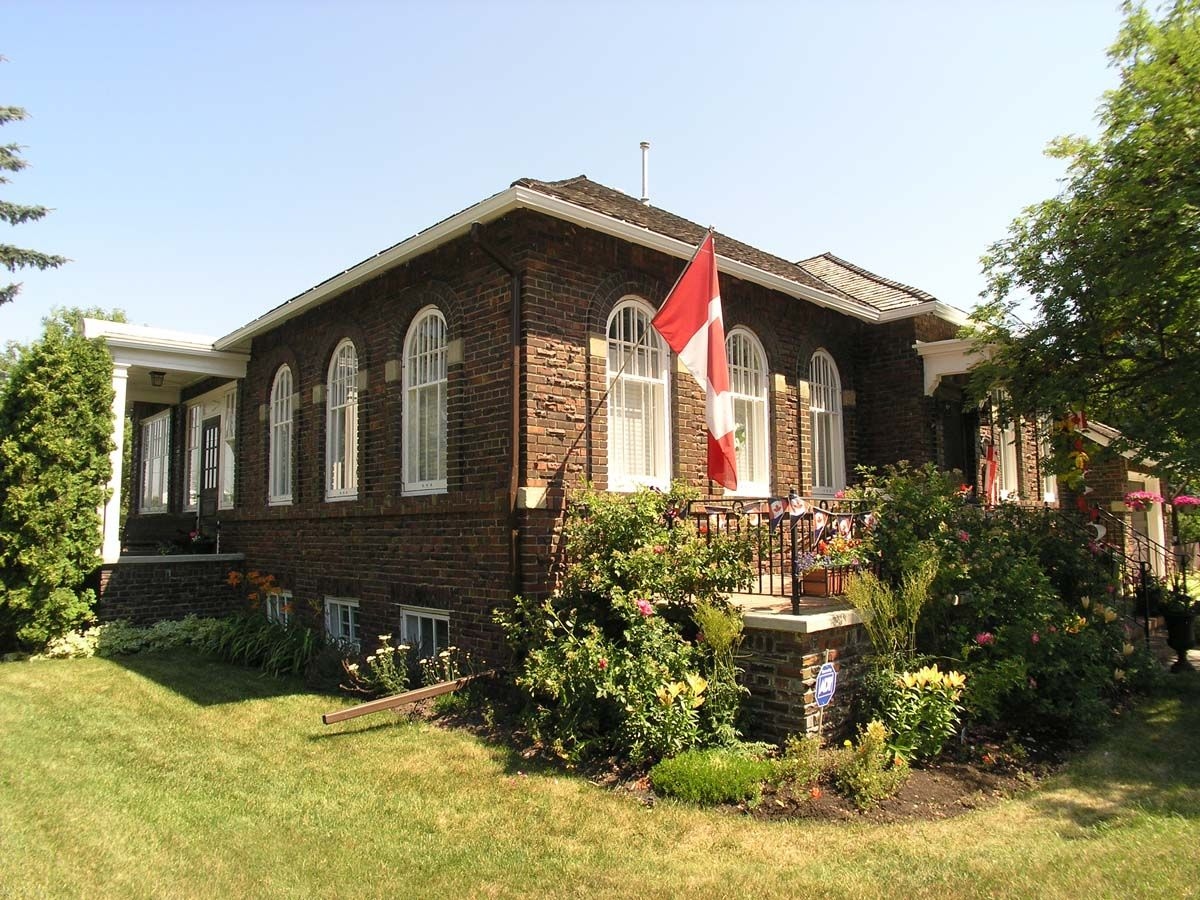 Exterior view of the Trudel Residence from the back elevation taken in 2006. City of Edmonton Archives EA-792-497.