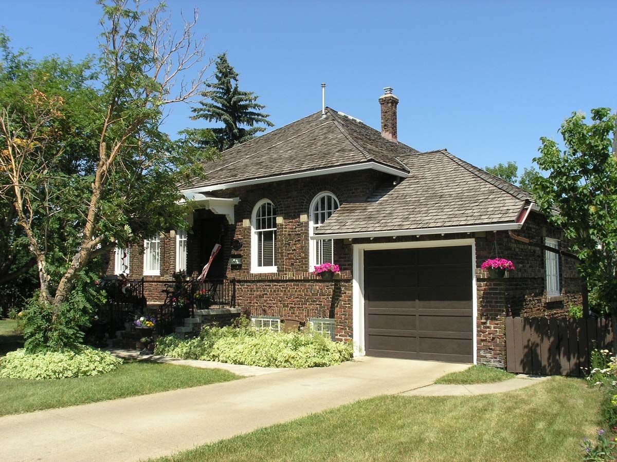 Trudel Residence, 2006, front elevation. City of Edmonton Archives EA-792-496.