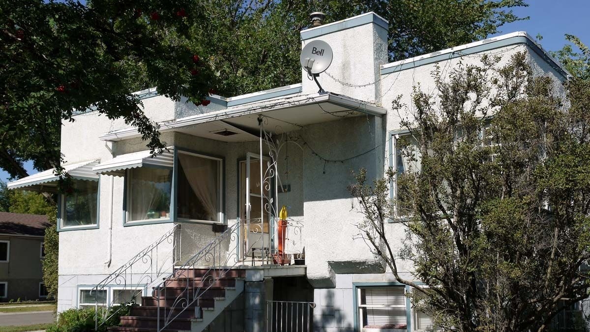 Frost House, 2013, front view. Photo courtesy of Ann Hall.