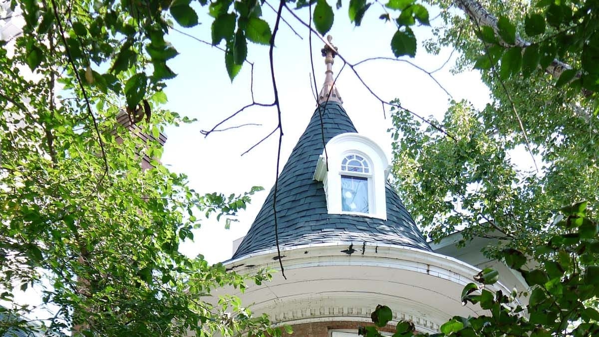 John Stocks Residence, 2013, balcony detail. Photo courtesy of Ann Hall.