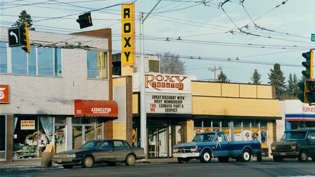 Exterior view of the Roxy Theatre, photographed in 1988.