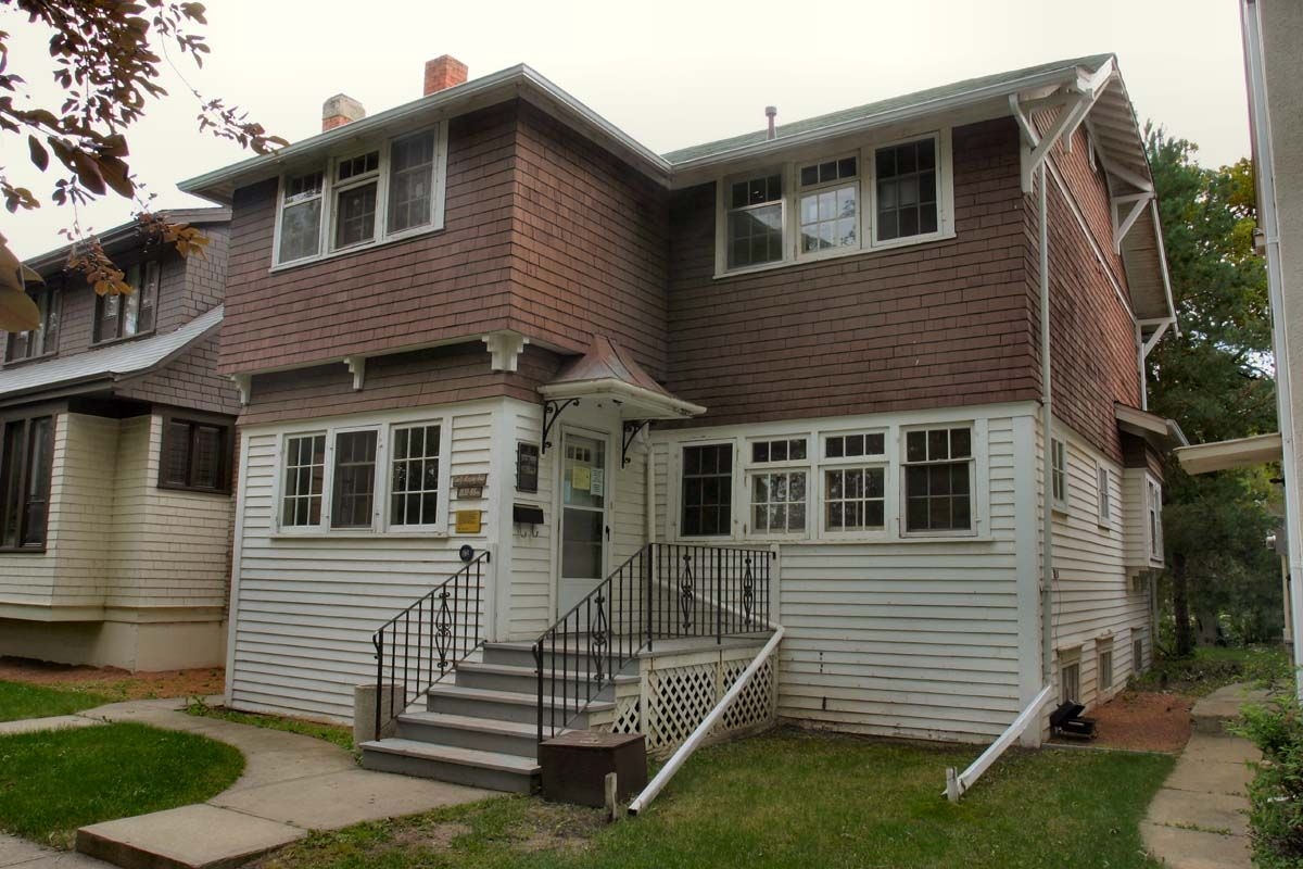 Emily Murphy Residence, 2007, front view. Photo by Lawrence Herzog. Courtesy of COE Sustainable Development.