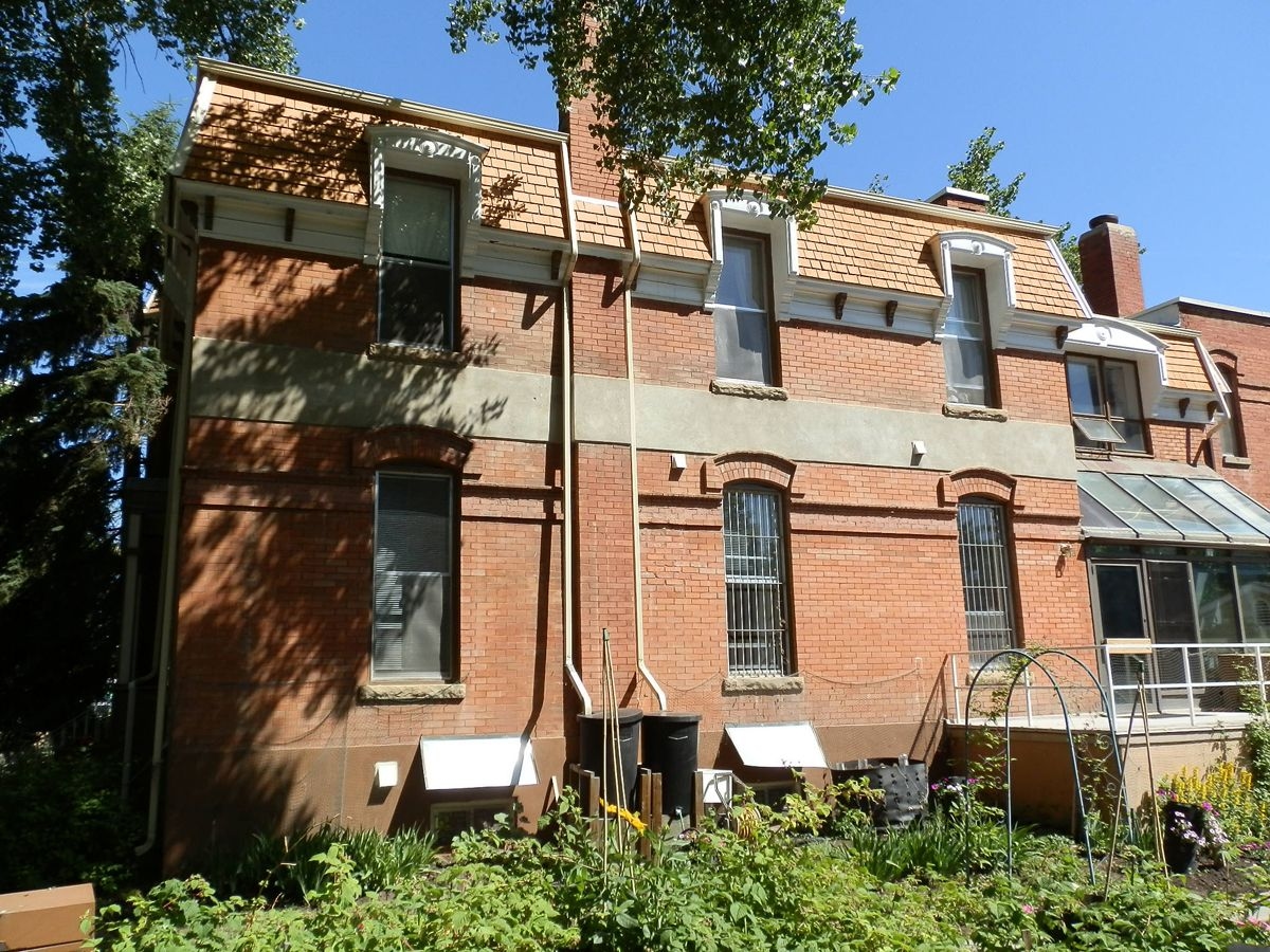 Gariepy House, 2012, south façade