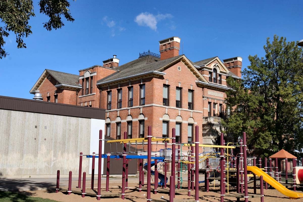 Norwood School, 2007, back elevation. Photo by Lawrence Herzog. Courtesy of COE Sustainable Development.