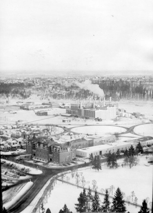 Exterior view of Rossdale in 1960, showcasing the historical context of the area.